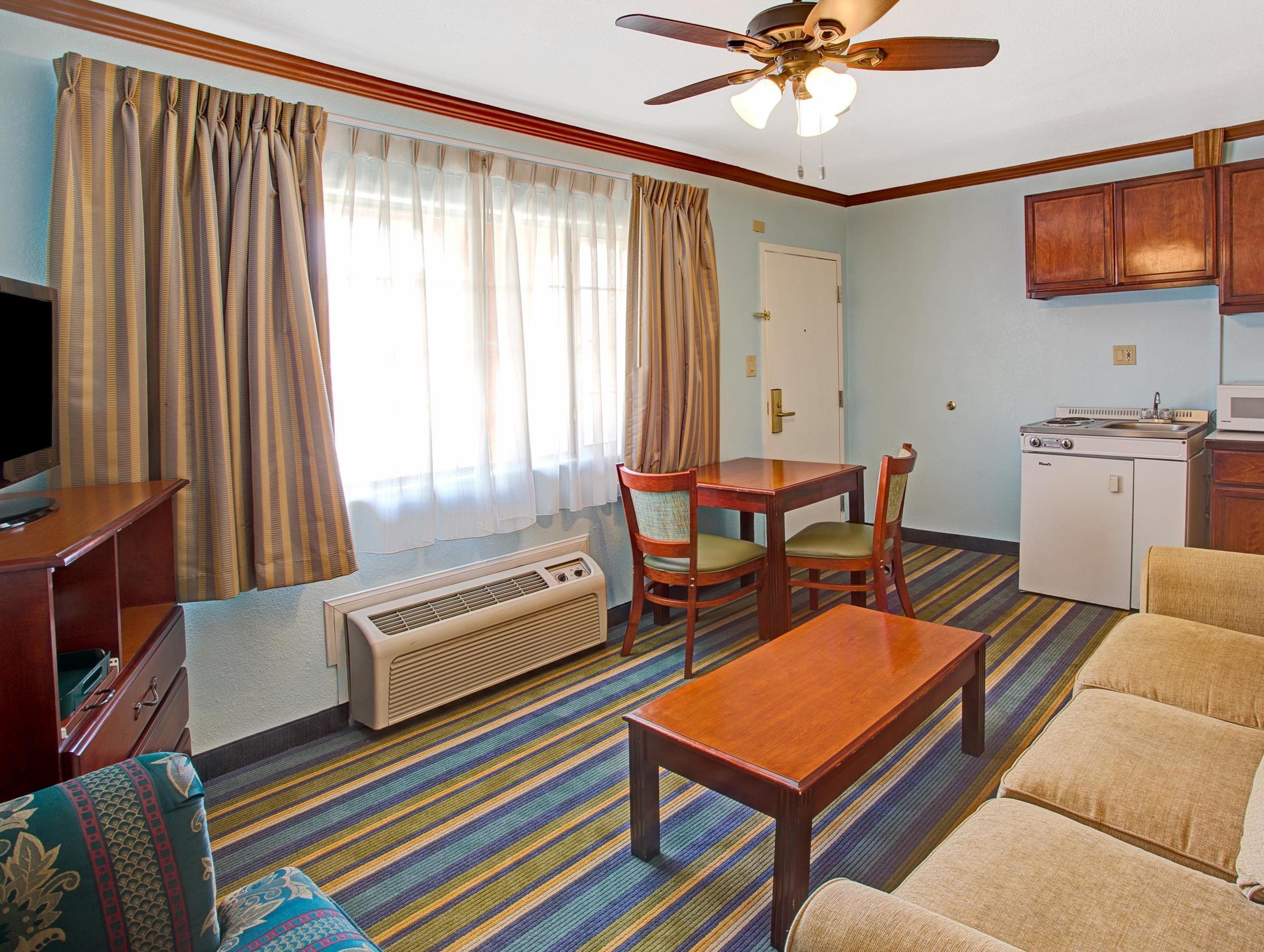 Travelodge By Wyndham Bishop Dış mekan fotoğraf