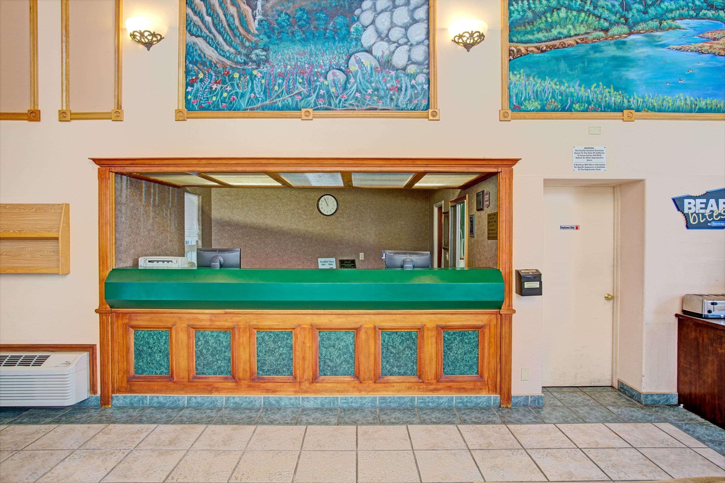 Travelodge By Wyndham Bishop Dış mekan fotoğraf